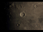 Měsíc, výřez – kráter Copernicus, 1. 4. 2012