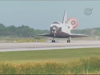 Přistání STS-122 Atlantis