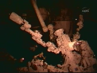 Dextre při EVA-2