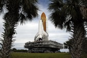 Převoz STS-126 na rampu