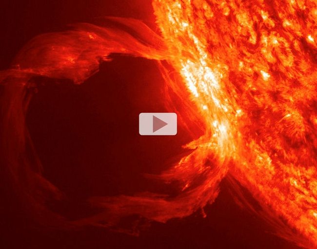 detail erupce na Slunci