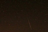 Snímek stopy meteoru o jasnosti 0 mag